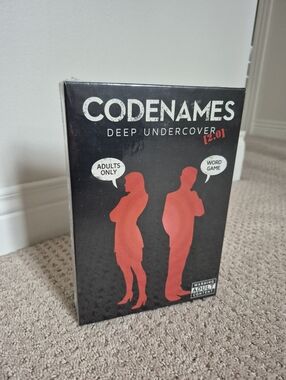 Codenames Games Deep Undercover 2.0 Adult Party Game Lark & Clam Rare NEW